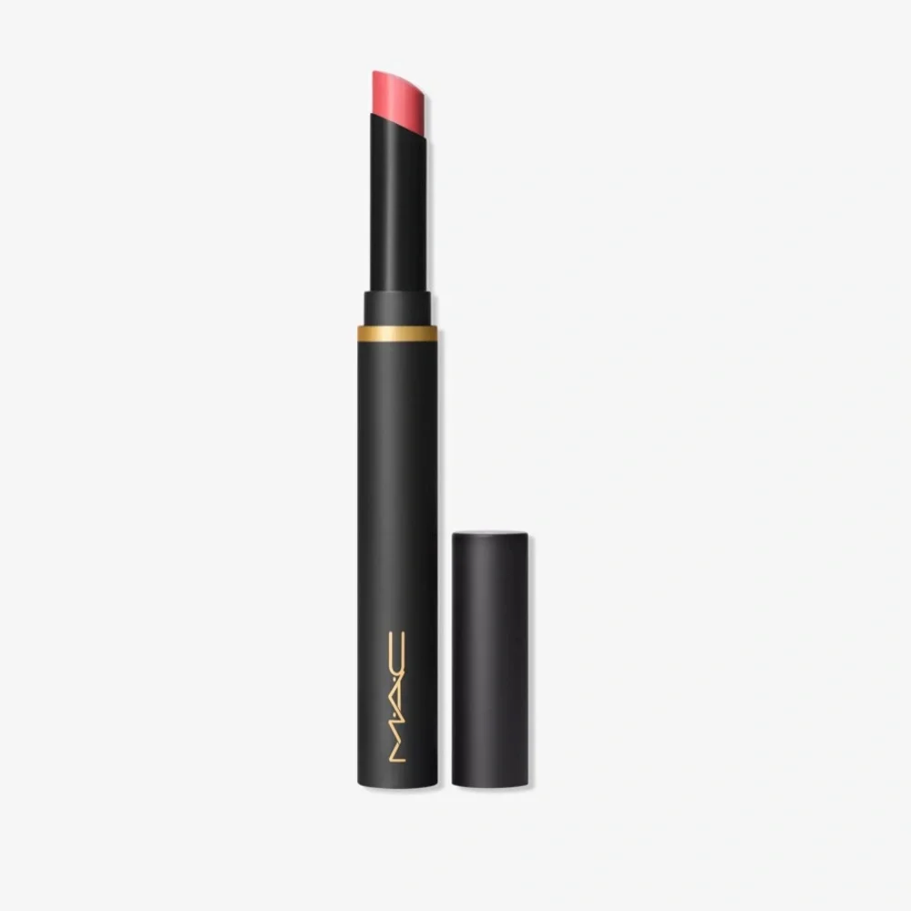 💎 MAC Powder Kiss Velvet Blur Slim Matte Lipstick in Shade Sheet Outrage #898
